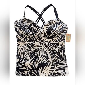 TITLE NINE Tankini Size 36DD Black & White